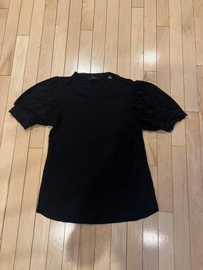 Tahari Black Puff Sleeve Short Sleeve Top